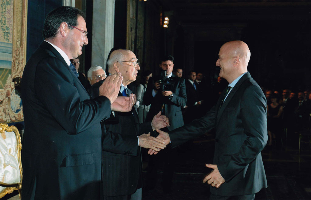 Claudio Bisio con il Presidente Napolitano alla cerimonia dei David di Donatello